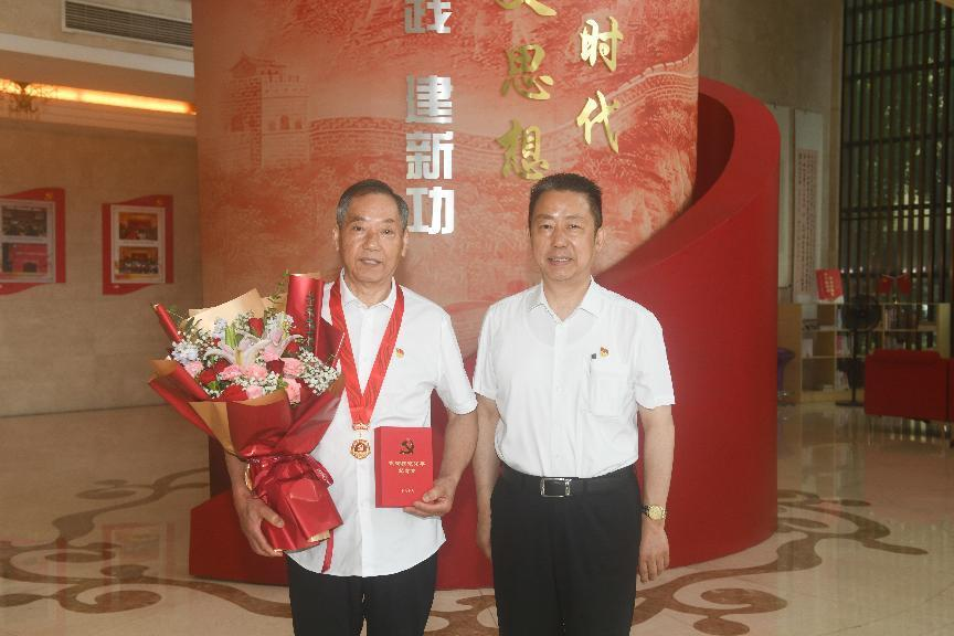 顾建清